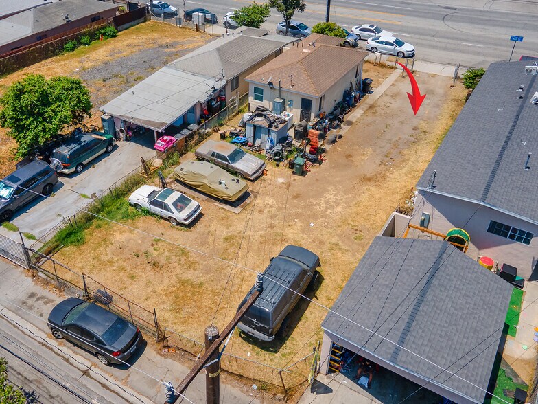 More Photos Of 13110 S Main St, Los Angeles Land For Sale