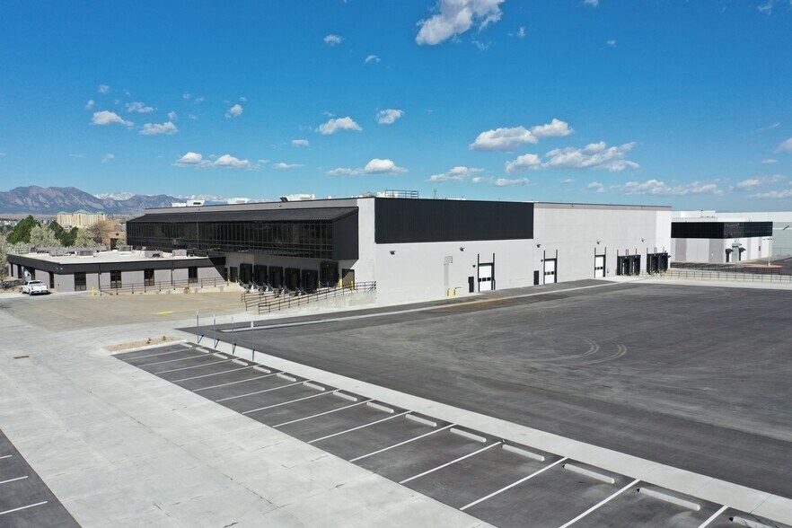 More Photos Of 2567 W Midway Blvd, Broomfield Manufacturing For Lease