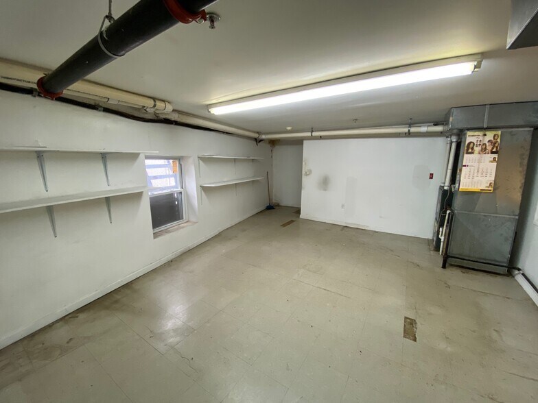 More Photos Of 171 Newark Ave, Jersey City Storefront Retail Office For Lease