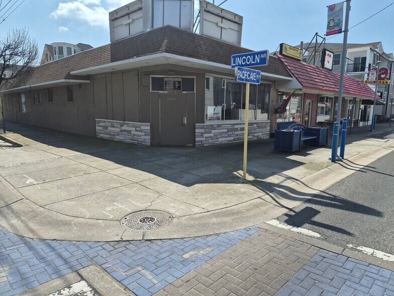 More Photos Of 3701 Pacific Ave, Wildwood Restaurant For Sale