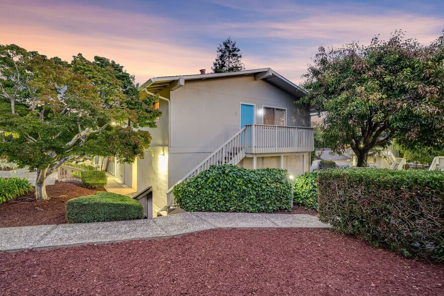 More Photos Of 2695 Mar Vista Dr, Aptos Apartments For Sale