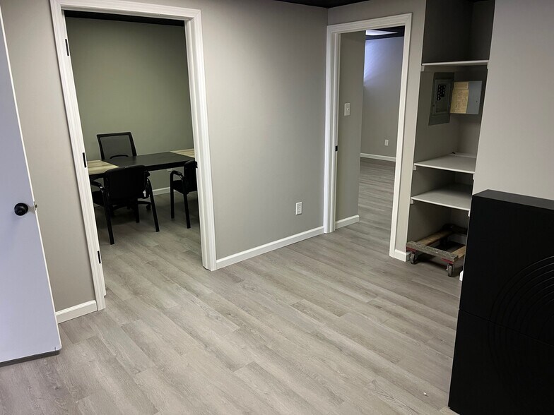 More Photos Of 3494 S Hamilton Rd, Columbus Office For Lease