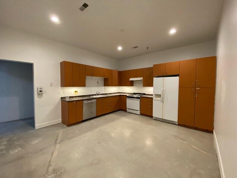 More Photos Of 4200 Sepulveda Blvd, Culver City Coworking Space