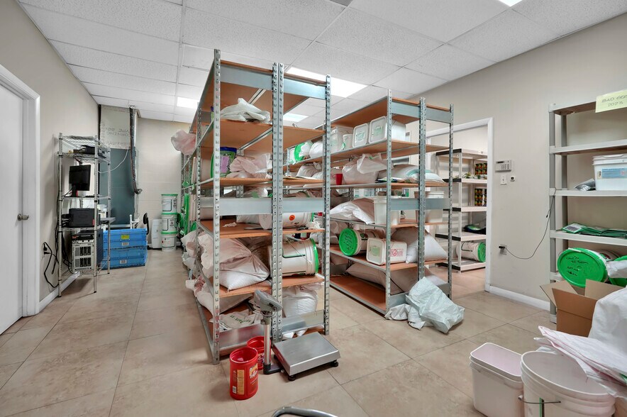 More Photos Of 3347 NW 74th Ave, Miami Warehouse For Sale
