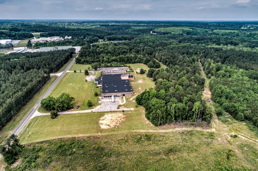 More Photos Of 1664 Sharon Rd, Washington Warehouse For Sale