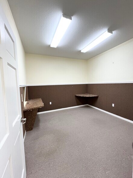 More Photos Of 700-706 State Road 60 E, Lake Wales Medical For Lease