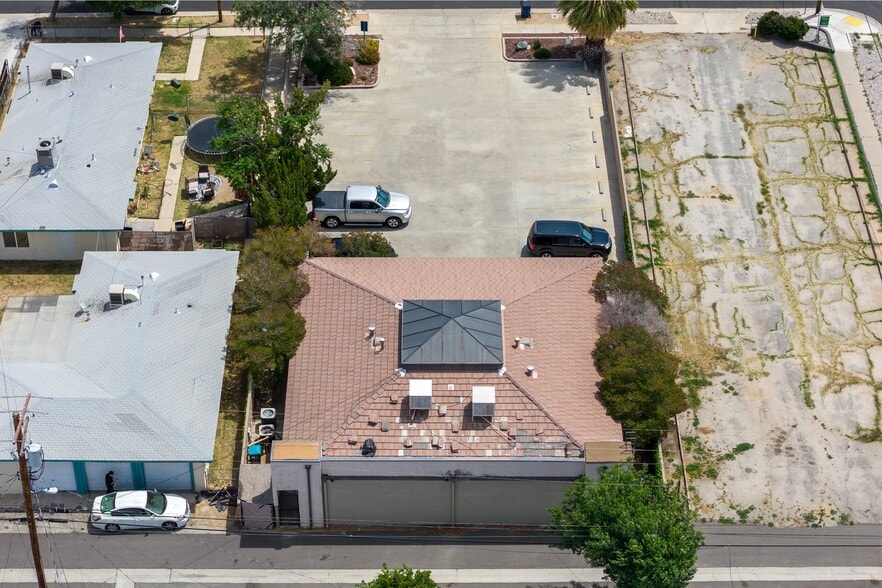 More Photos Of 44709 Date Ave, Lancaster Medical For Sale