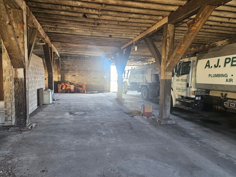 More Photos Of 173 Water St, Bridgeton Warehouse For Sale