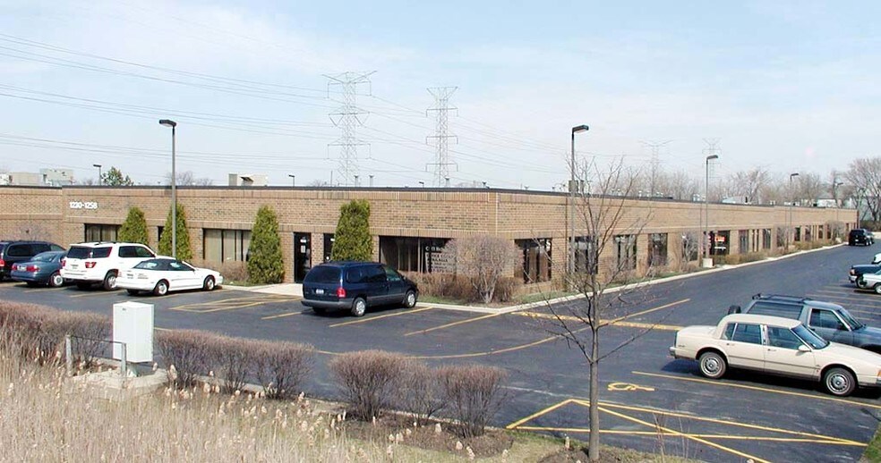 More Photos Of 1230-1258 Allanson Rd, Mundelein Light Manufacturing For Lease