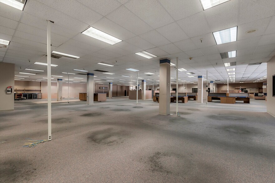 More Photos Of 400 E Park Ave, Chico Office For Sale