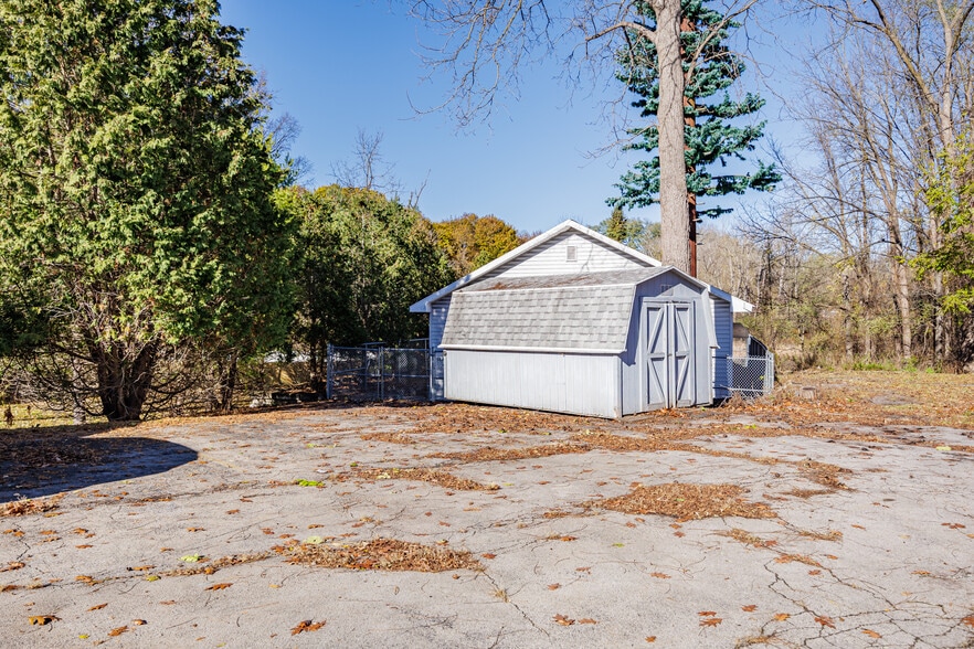 More Photos Of 5692 Pittsford Palmyra Rd, Pittsford Office Residential For Sale