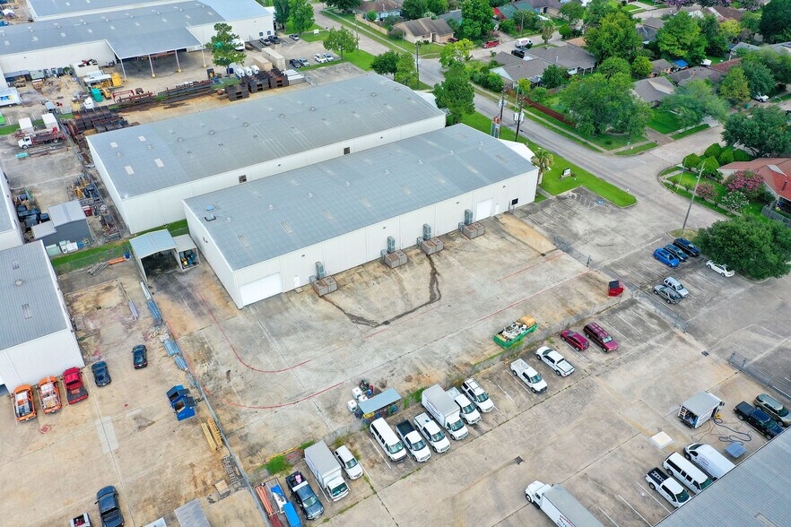 More Photos Of 5119 Hiltonview Rd, Houston Warehouse For Lease