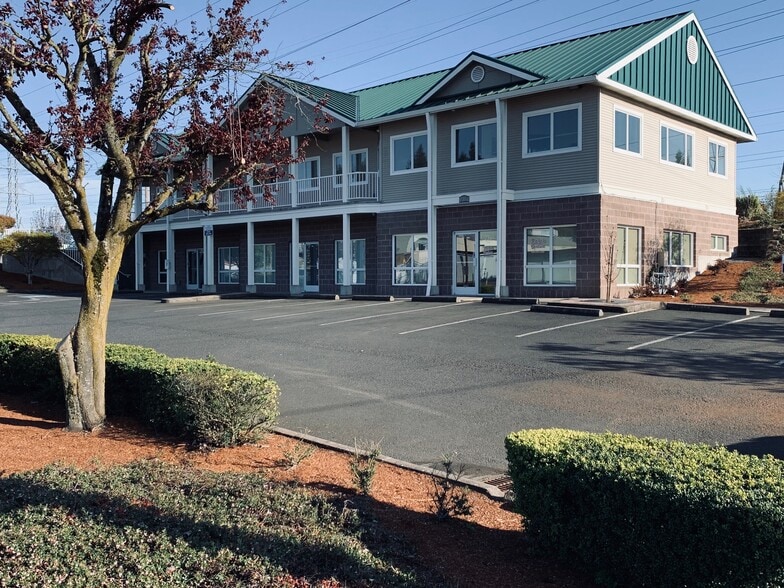 More Photos Of 717 NE 61st St, Vancouver Medical For Lease