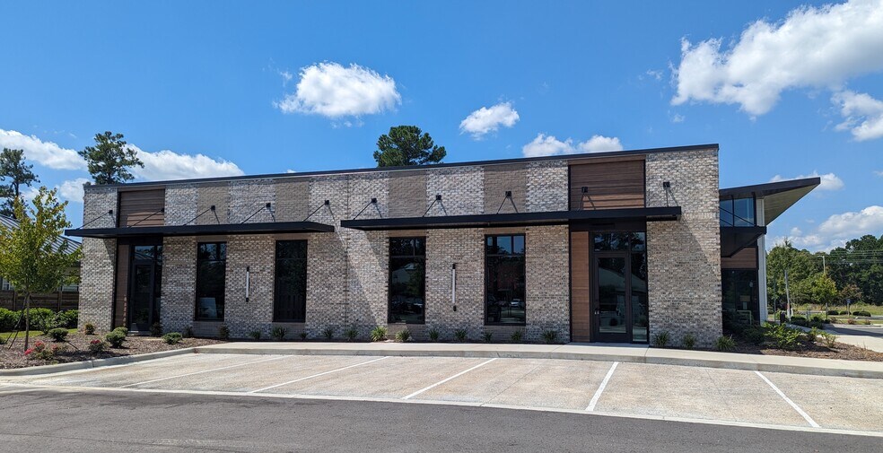 More Photos Of 1217 Magnolia Village Way, Leland Office For Lease