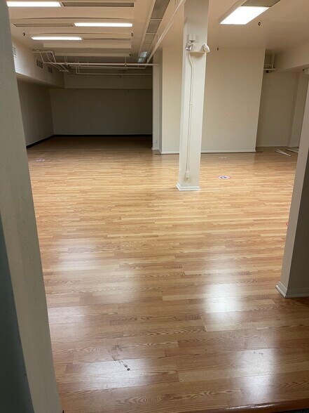 More Photos Of 2750-2770 E Main St, Ventura Unknown For Lease
