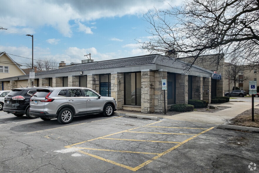 More Photos Of 3535 N Central Ave, Chicago Bank For Sale