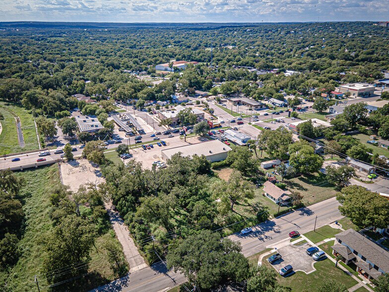 More Photos Of 722 S LBJ, San Marcos Land For Sale
