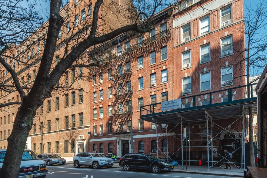 More Photos Of 245 E 30th St, New York Apartments For Sale