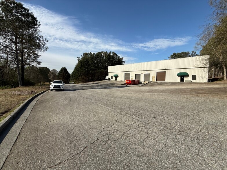 More Photos Of 145 P Rickman Industrial Dr, Canton Warehouse For Lease