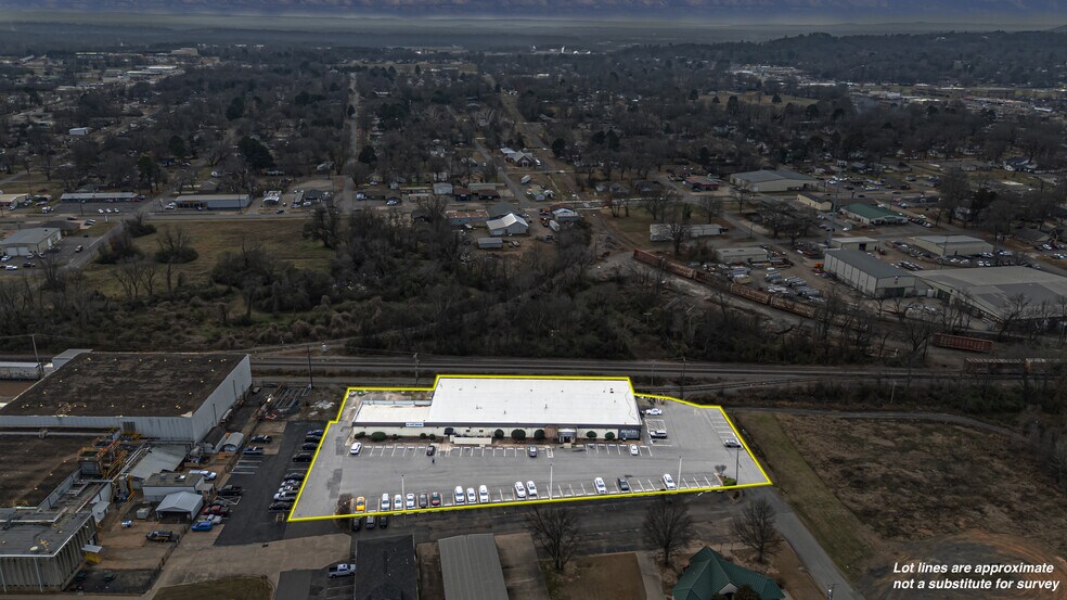 More Photos Of 800 E Main St, Russellville Office For Sale