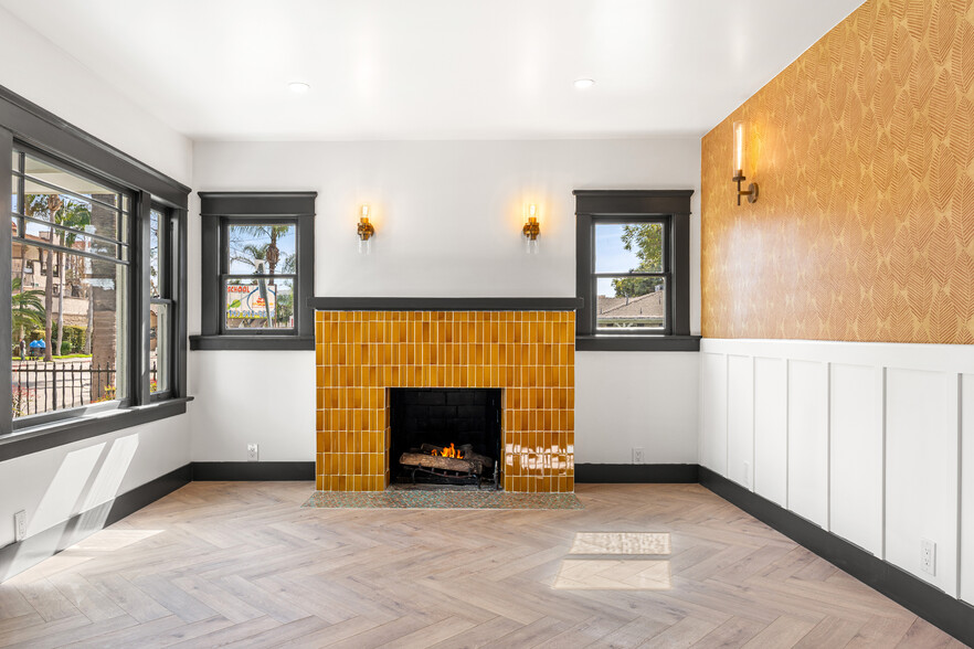 More Photos Of 1204 N Ross St, Santa Ana Office For Sale