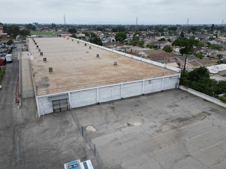 Primary Photo Of 4095 Firestone Blvd, South Gate General Retail For Lease