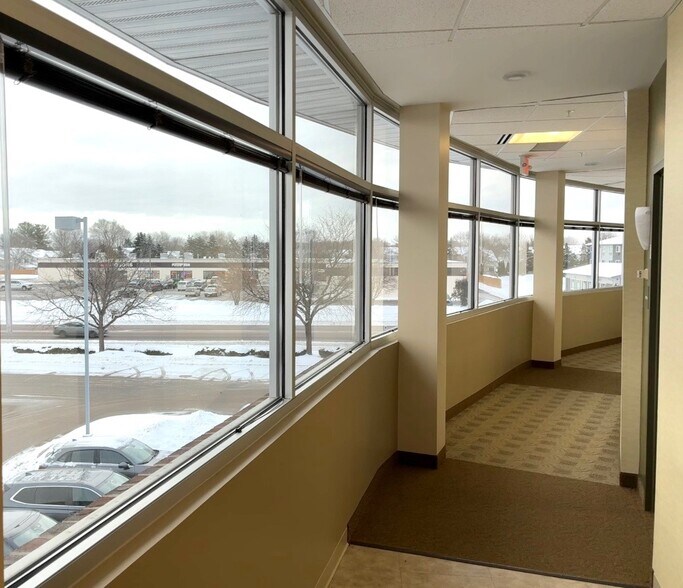 More Photos Of 500 Marschall Rd S, Shakopee Office For Lease
