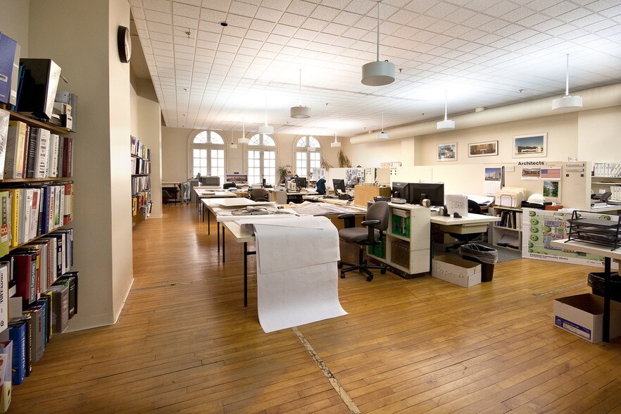 More Photos Of 609 W Hamilton St, Allentown Coworking Space