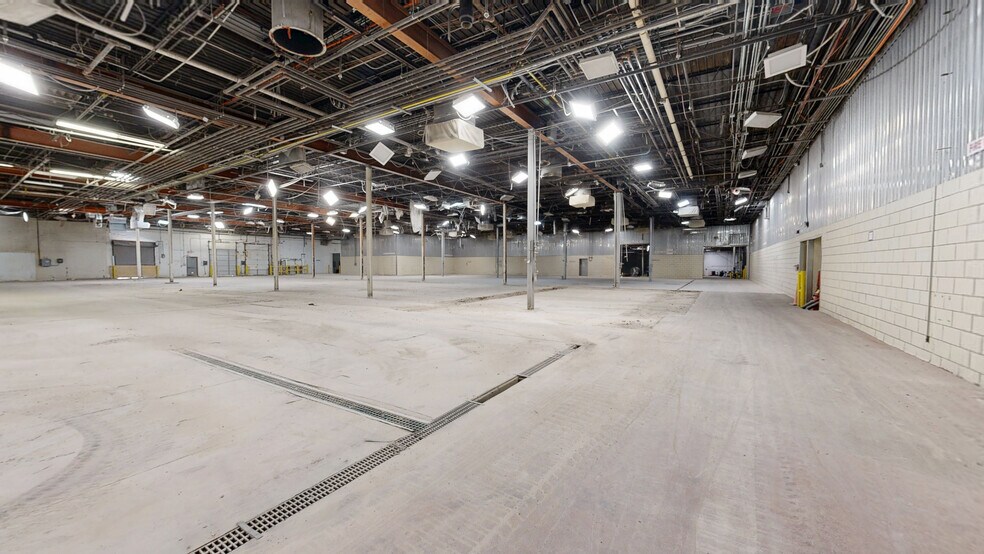 More Photos Of 3203 Avenue B, Lubbock Food Processing For Lease