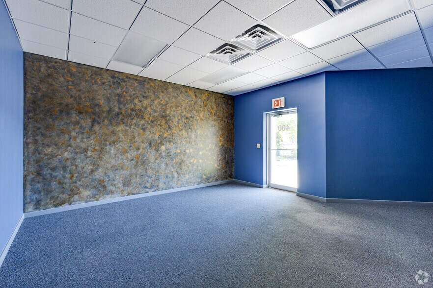 More Photos Of 85 SW 52nd Ave, Ocala Office For Lease
