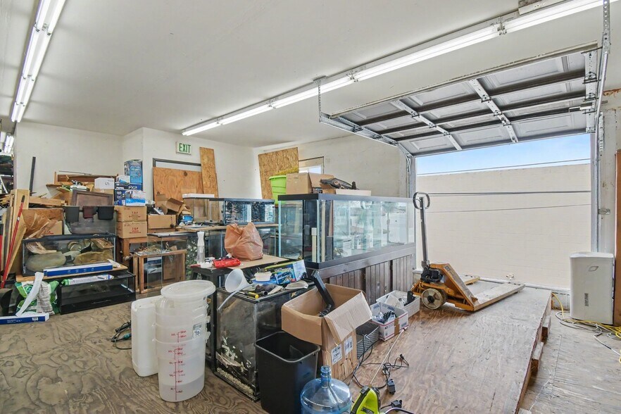 More Photos Of 1235-1239 Cushman Ave, San Diego Service For Sale