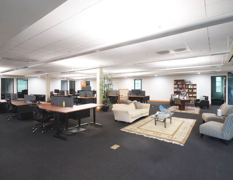 More Photos Of 949 E 2nd St, Los Angeles Office For Sale