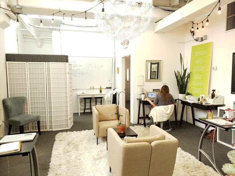 More Photos Of 1016 Clare Ave, West Palm Beach Service For Lease