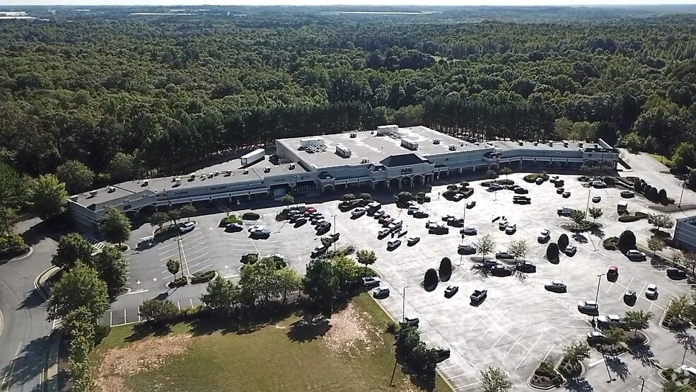 More Photos Of 2095 Highway 211 NW, Braselton Supermarket For Lease