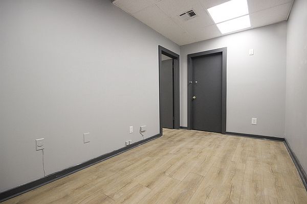 More Photos Of 132-134 Washington St, Hoboken Storefront Retail Office For Lease