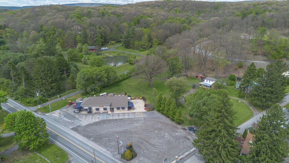More Photos Of 13524 S Eagle Valley Rd, Tyrone Restaurant For Sale