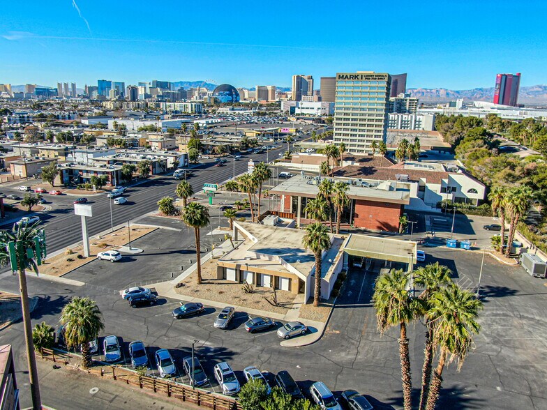 More Photos Of 1140 E Desert Inn Rd, Las Vegas Bank For Sale