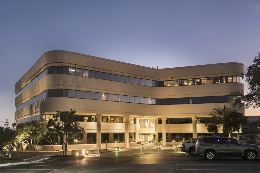 More Photos Of 7200 MoPac Expy N, Austin Office For Sale