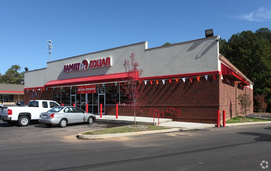 More Photos Of 2500 Snapfinger Rd, Decatur Freestanding For Lease