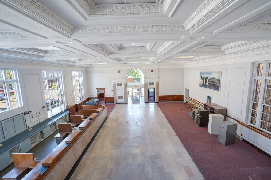 More Photos Of 369 Main St, Wakefield Bank For Sale