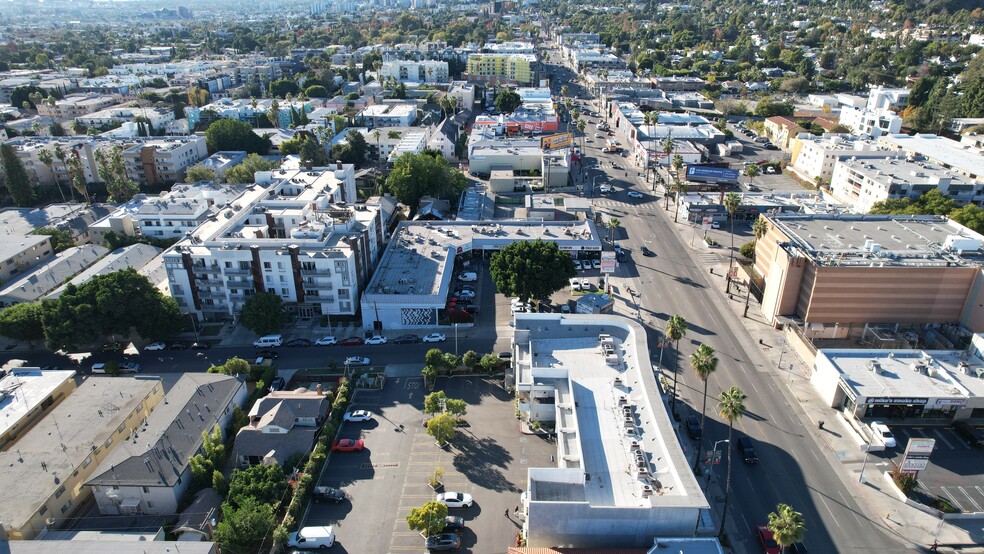 More Photos Of 7300 W Sunset Blvd, Los Angeles Storefront For Sale