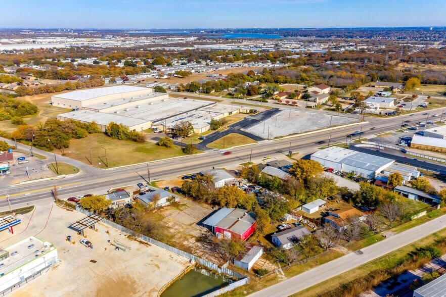 More Photos Of 4140 Mansfield Hwy, Forest Hill Warehouse For Sale