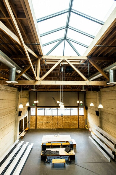 More Photos Of 1716 Broadway, Oakland Storefront For Sale