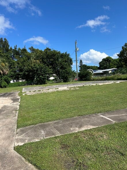More Photos Of 1140 Dune Street, Merritt Island Land For Sale