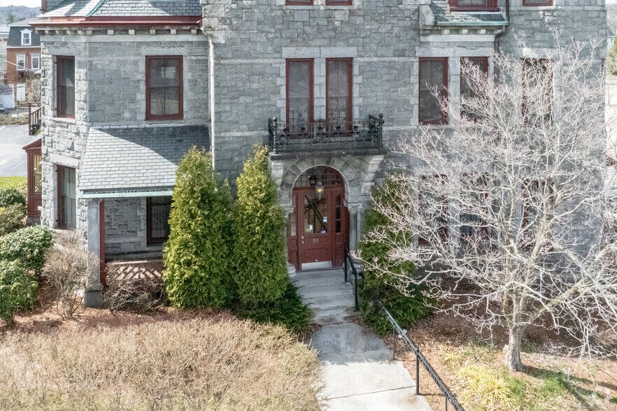 More Photos Of 51 Harvard St, Worcester Office Residential For Sale