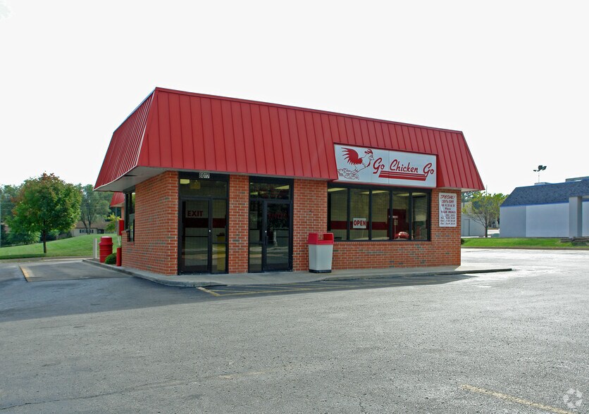 More Photos Of 8027-8159 State Ave, Kansas City Unknown For Lease