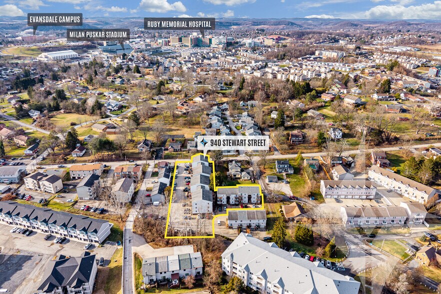 More Photos Of 940 Stewart St, Morgantown Apartments For Sale