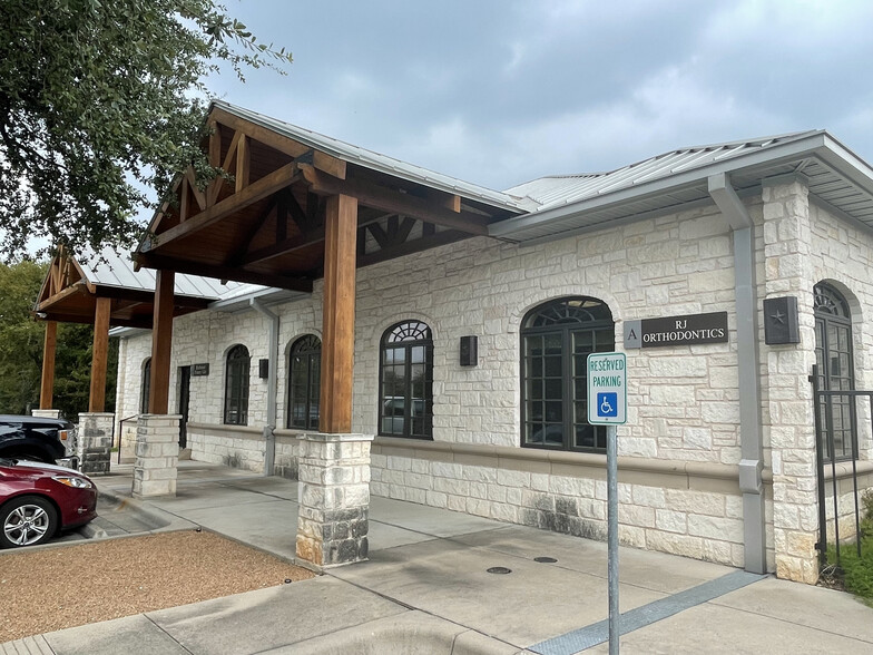 6911 N FM 620, Austin, TX 78732 - Retail For Lease Cityfeet.com