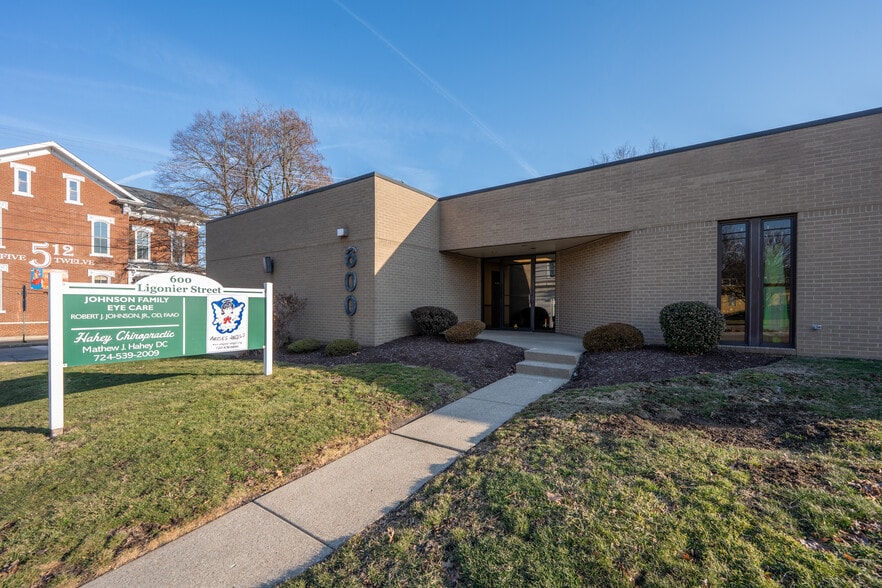 More Photos Of 600 Ligonier St, Latrobe Medical For Sale