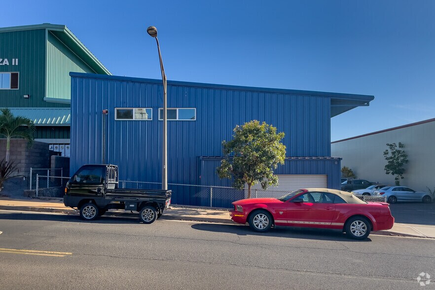 More Photos Of 60 Ulupono St, Lahaina Showroom For Sale